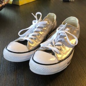 Metallic silver low top converse